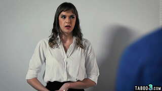 Couage эхнэр захиалга түүний ажилтан Vanguard зөндөө түүний hubby