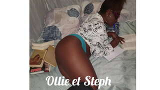 ���ិស្សិតខ្មៅវ៉ែនតាធ្វើឱ្យល្អមួយ blowjob