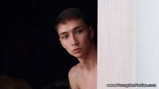 Óga Gnéas Páirtithe - Féachaint orthu mar a théann siad go hiomlán fiáin marcaíocht ar a aghaidh agus coileach