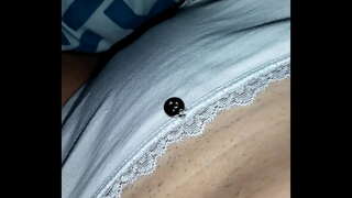 Ech wachte eleng an et war keen ze huelen ménger Loscht, ech ersetzen mat grousser Begeeschterung