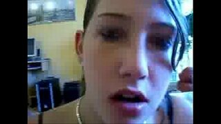 Многу убава девојка swollows